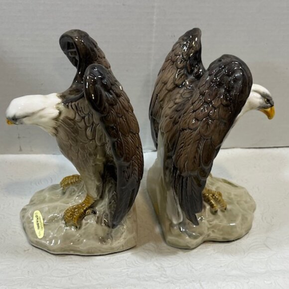VTG TWO Ceramic Bald Eagle Book Ends Statues Hand Painted Japan 7.25" Tall - Picture 3 of 16